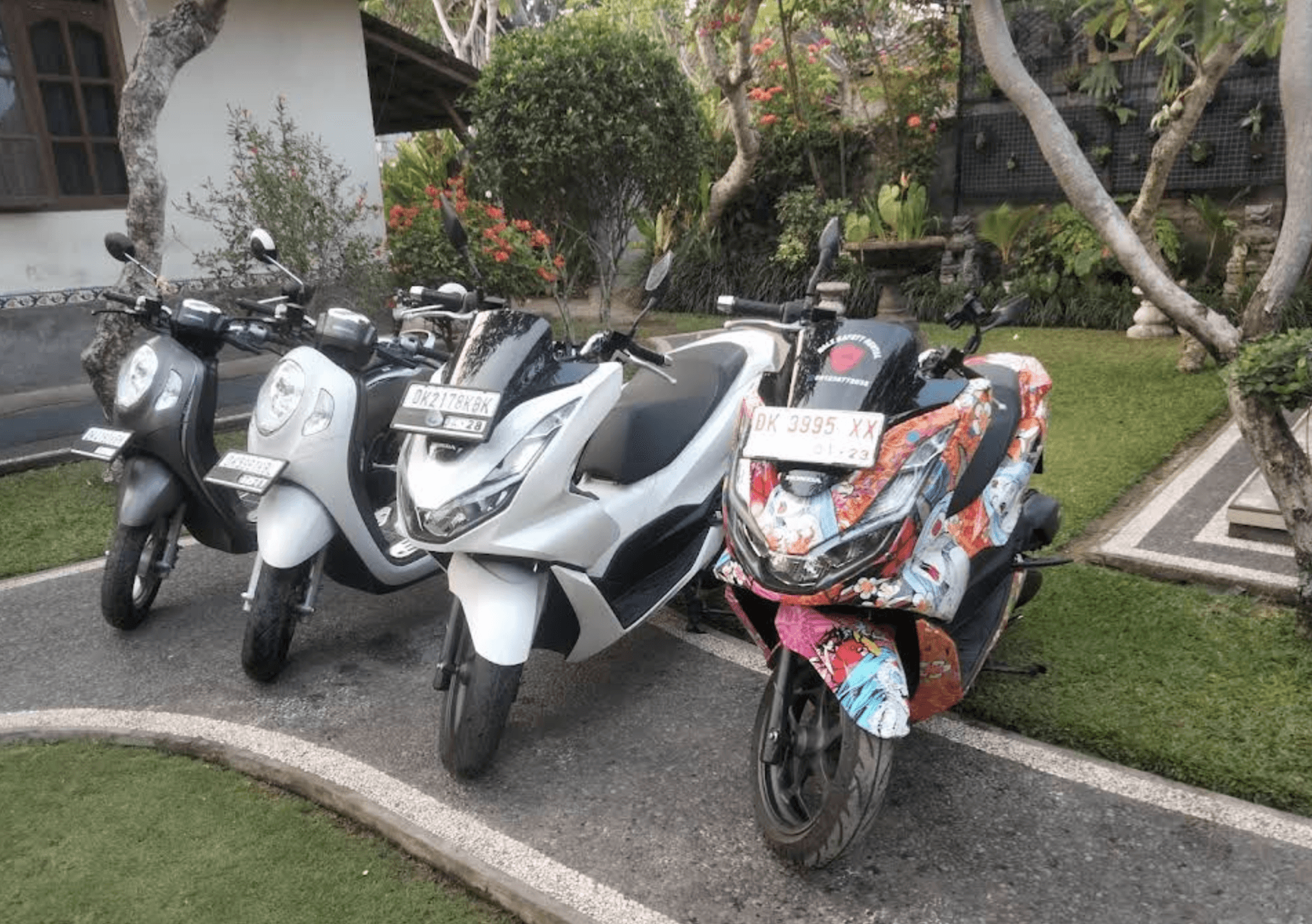 Scooter sewaan BMW Rent Bike Bali